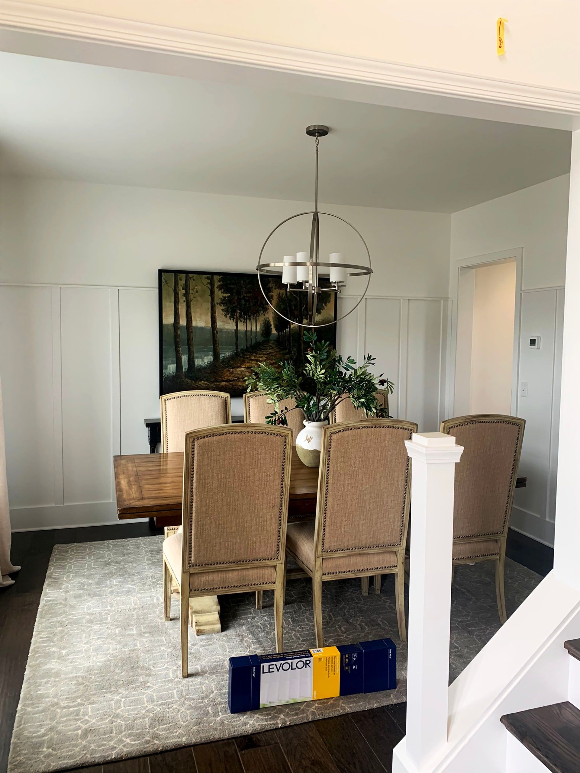 Gloss Shiplap Painting, Off-White Wall, White Ceiling, Dining Room Painting